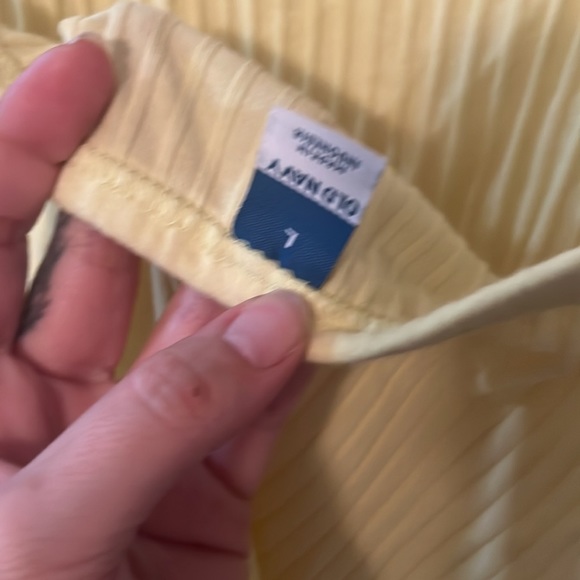 Old Navy Crop Tank Top - Picture 4 of 4